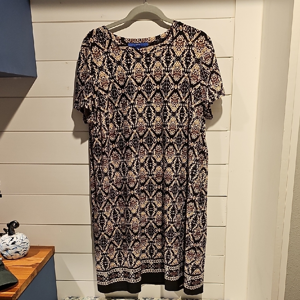 Apt. 9 Black and Cream Geometric Dress